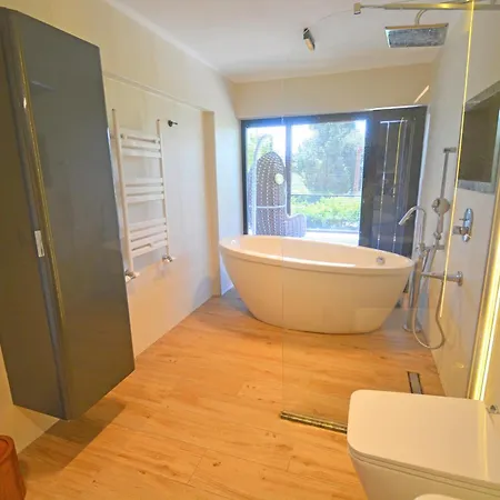 Sea View In Upscale Yalikavak Αλικαρνασσός