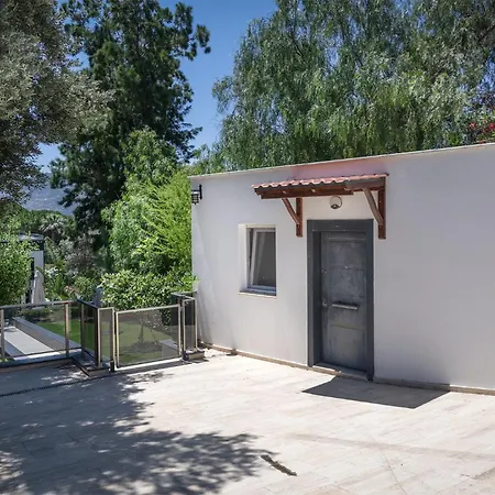 Sea View In Upscale Yalikavak Villa
